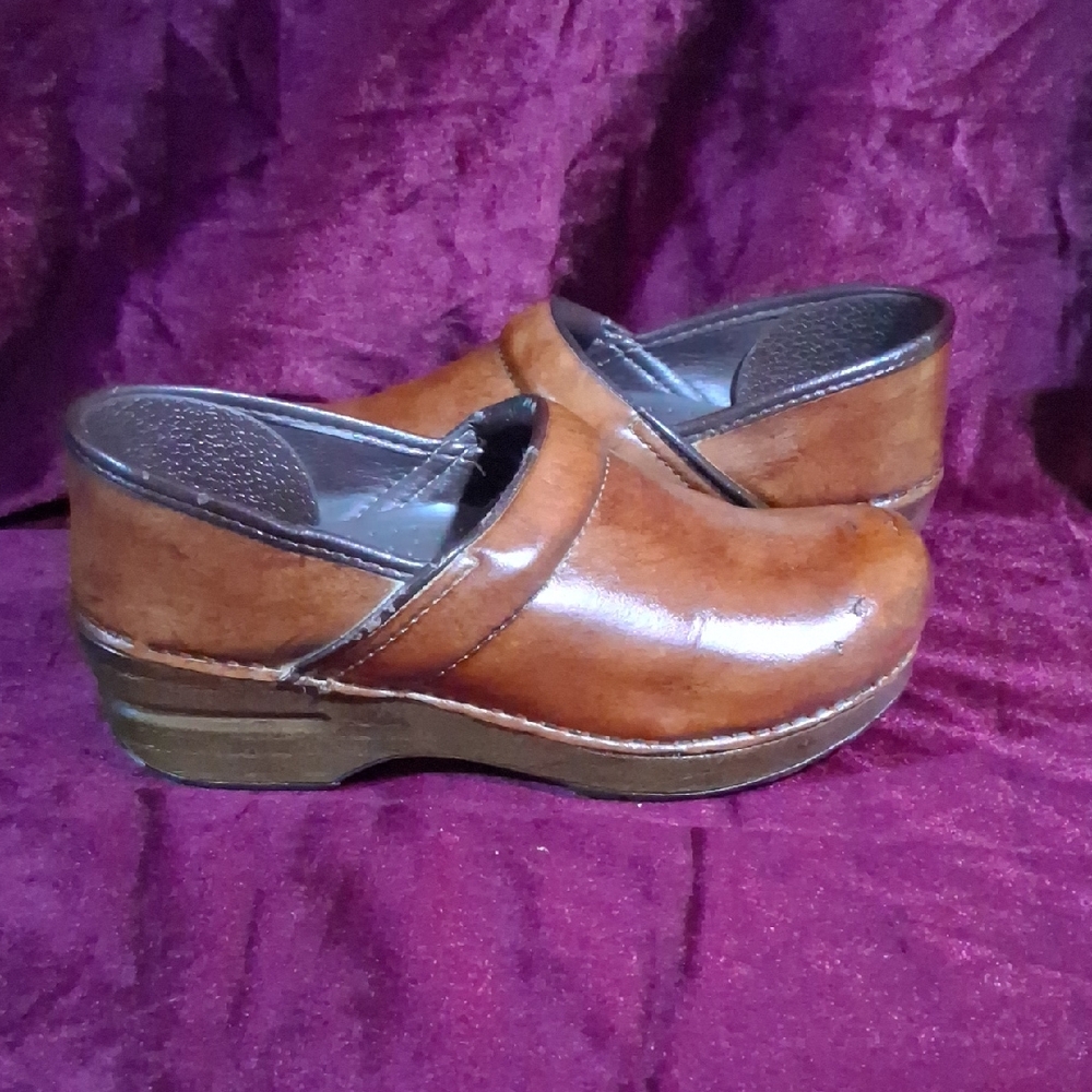 Dansko Tan Leather Women's Mules